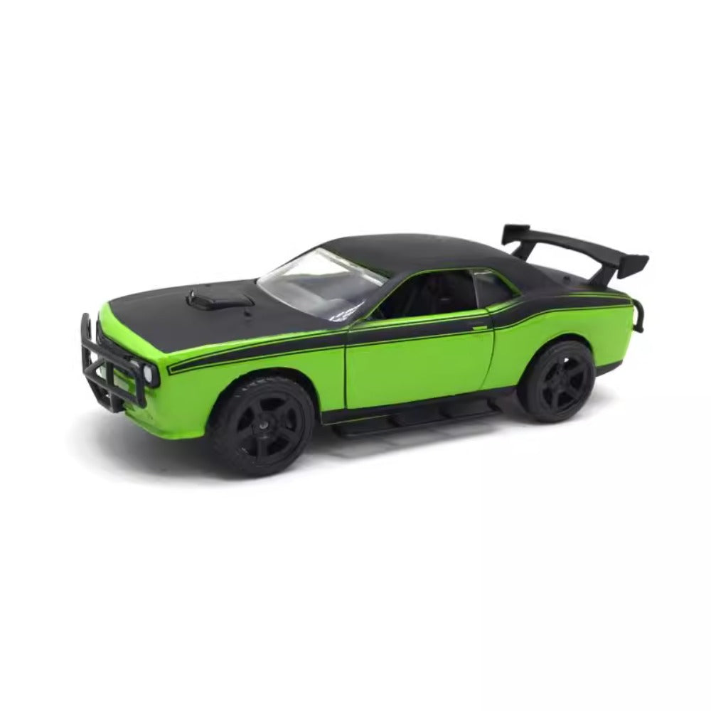 1/32 Scale Dodge Challenger Diecast Model Car