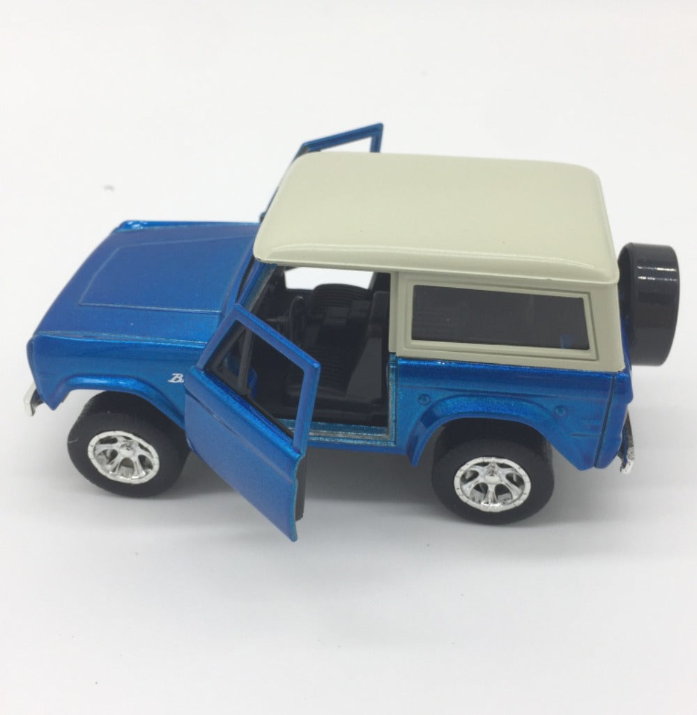 1/32 Scale 1973 Ford Bronco SUV Diecast Model Car