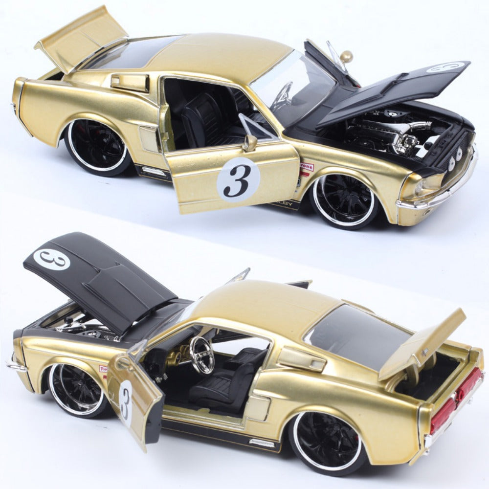 1/24 Scale 1967 Ford Mustang Shelby GT500 Diecast Model Car