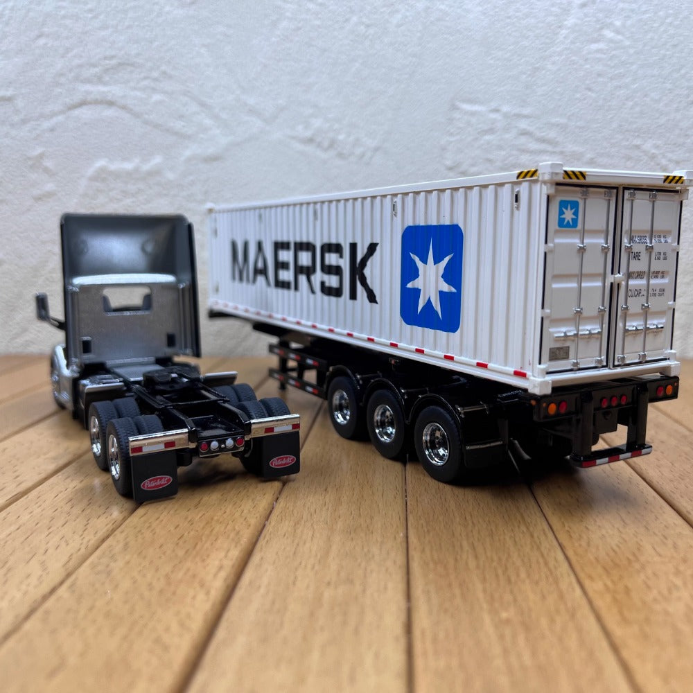 1/50 Scale Peterbilt 579 Day Cab Tractor with Sea Container Truck Diecast Model