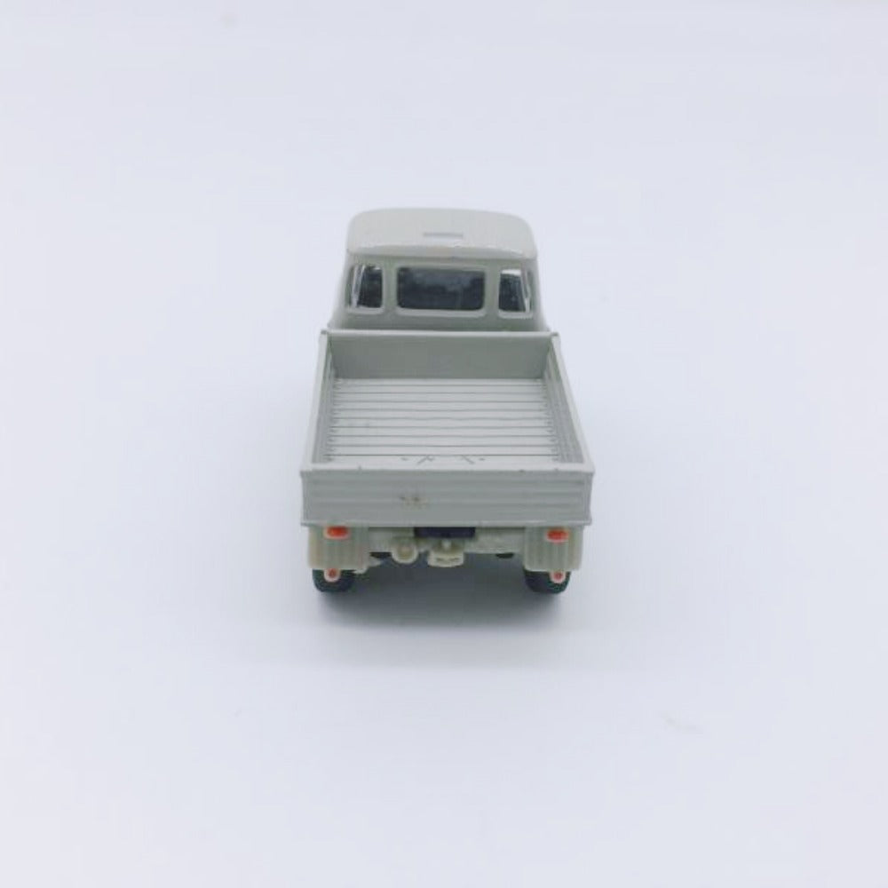 1/87 Scale Mercedes-Benz Pickup Truck Diecast Model Car