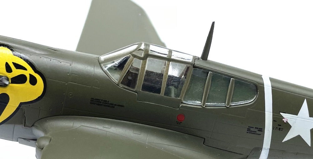 1/72 Scale P-40E Tomahawk Pre-built Aircraft Model