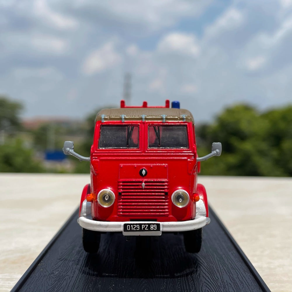 1/50 Scale 1981 CCFL Renault Fire Engine Diecast Model