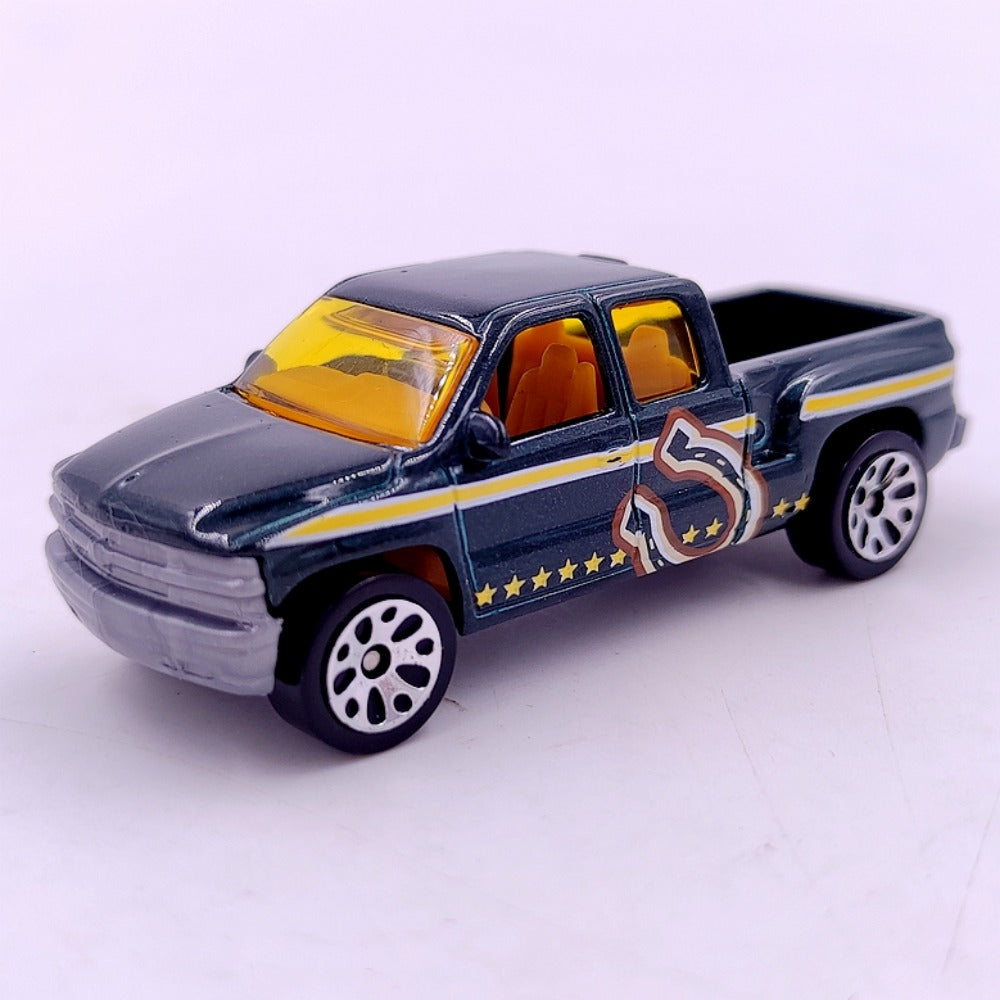 1/76 Scale Matchbox 1999 Chevrolet Silverado Cowboy Diecast Model Car