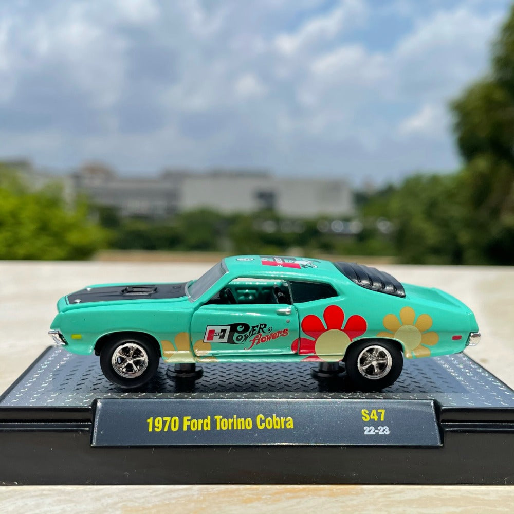 1/64 Scale 1970 Ford Torino Cobra Diecast Model Car