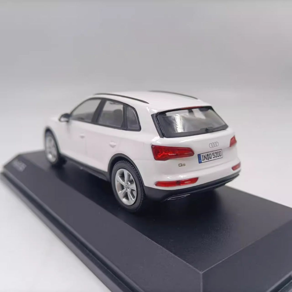 1/43 Scale Audi Q5 SUV Diecast Model Car