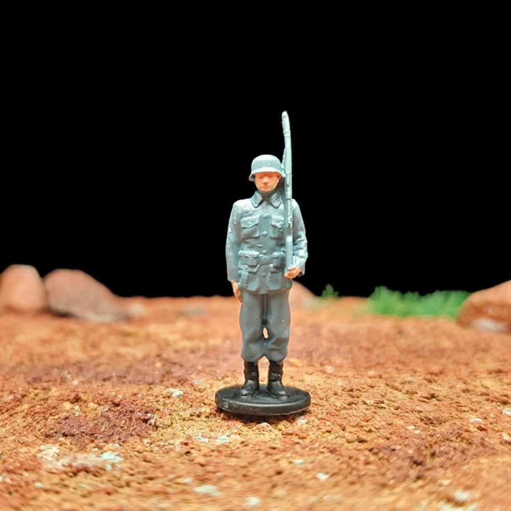 1/72 Scale WWII German Army Soldiers Painted Figures Set for Model Dioramas