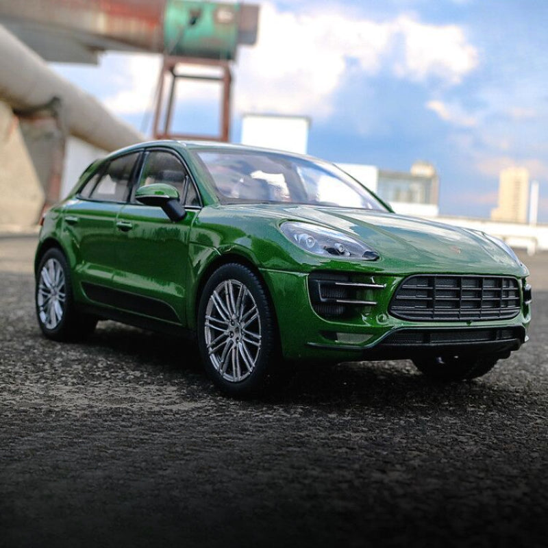 1/24 Scale Porsche Macan Turbo Compact Luxury Crossover SUV Diecast Model Car