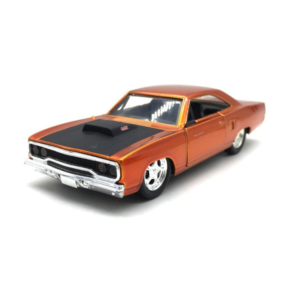 1/32 Scale 1970 Plymouth Road Runner Diecast Model Car