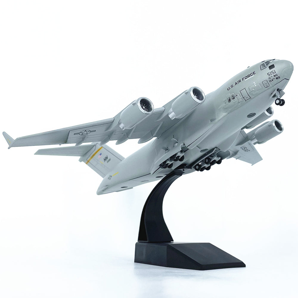 C-17 Globemaster III Military Transport Aircraft 1/200 Scale Diecast Model