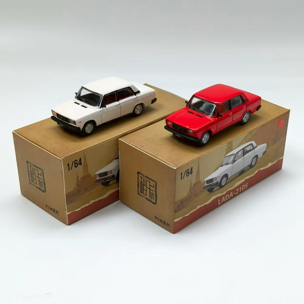1/64 Scale Lada 2105 Soviet Saloon Car Diecast Model
