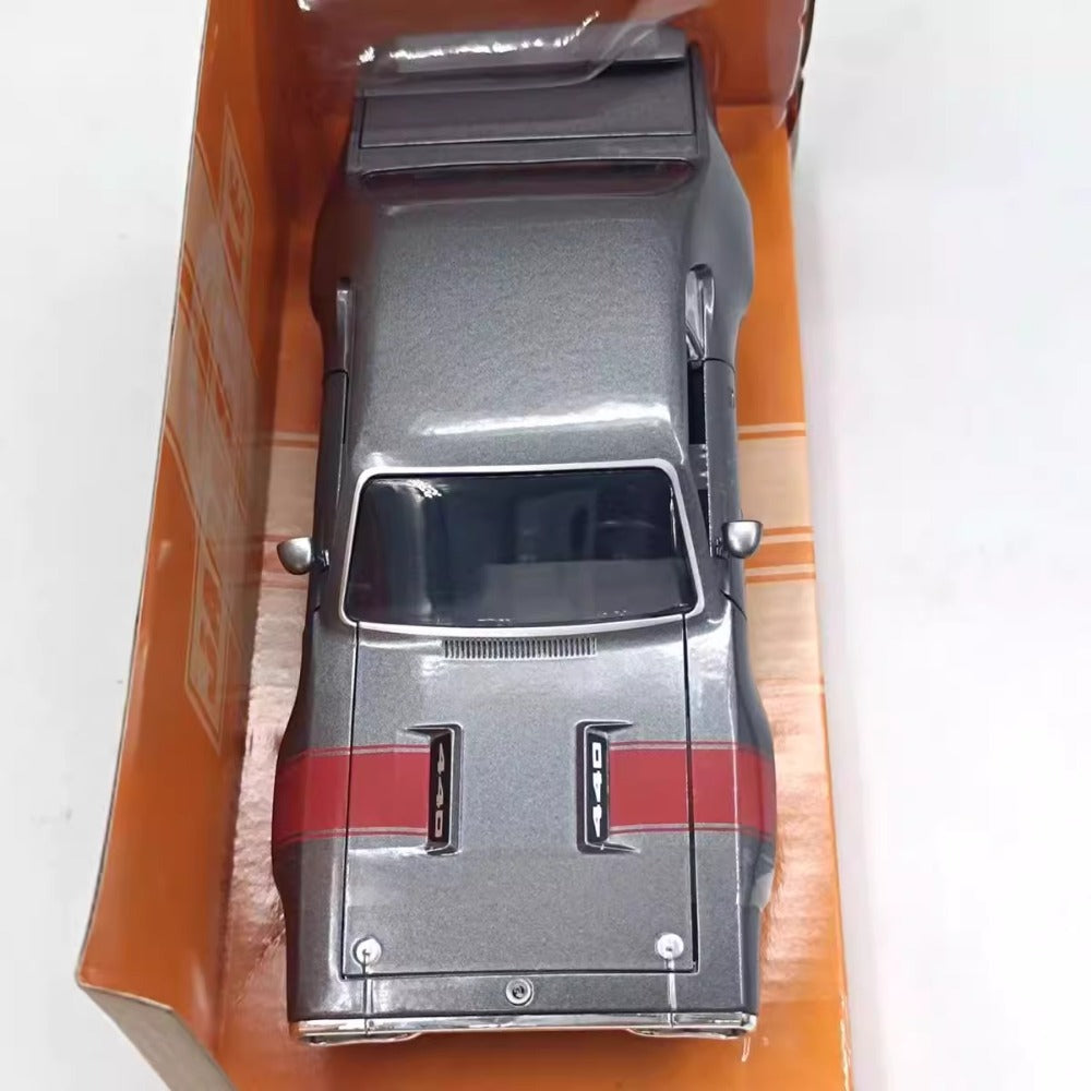 1/24 Scale 1972 Plymouth GTX Diecast Model Car