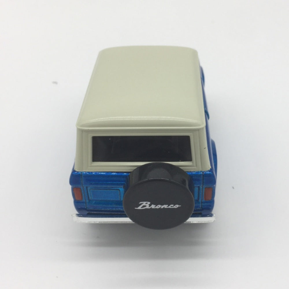 1/32 Scale 1973 Ford Bronco SUV Diecast Model Car