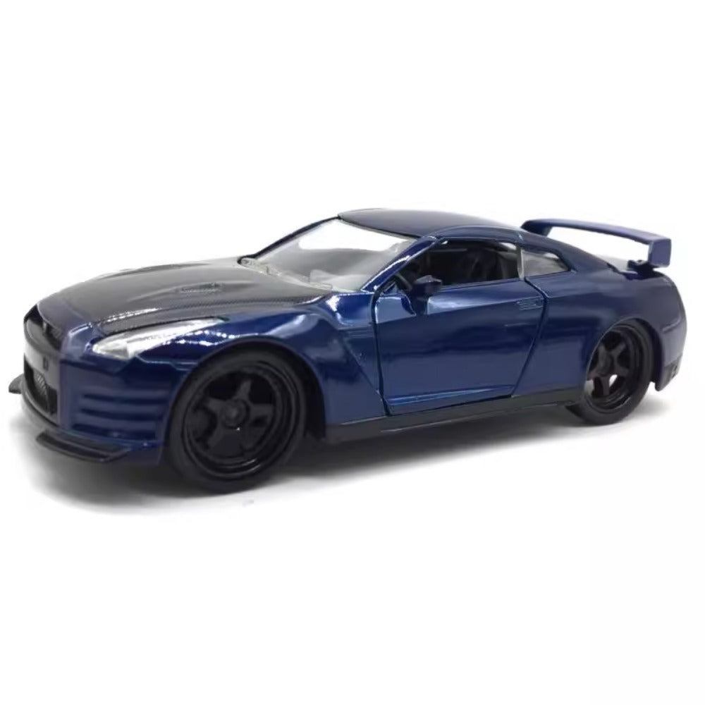 1/32 Scale Nissan GT-R R35 Sports Car Diecast Model