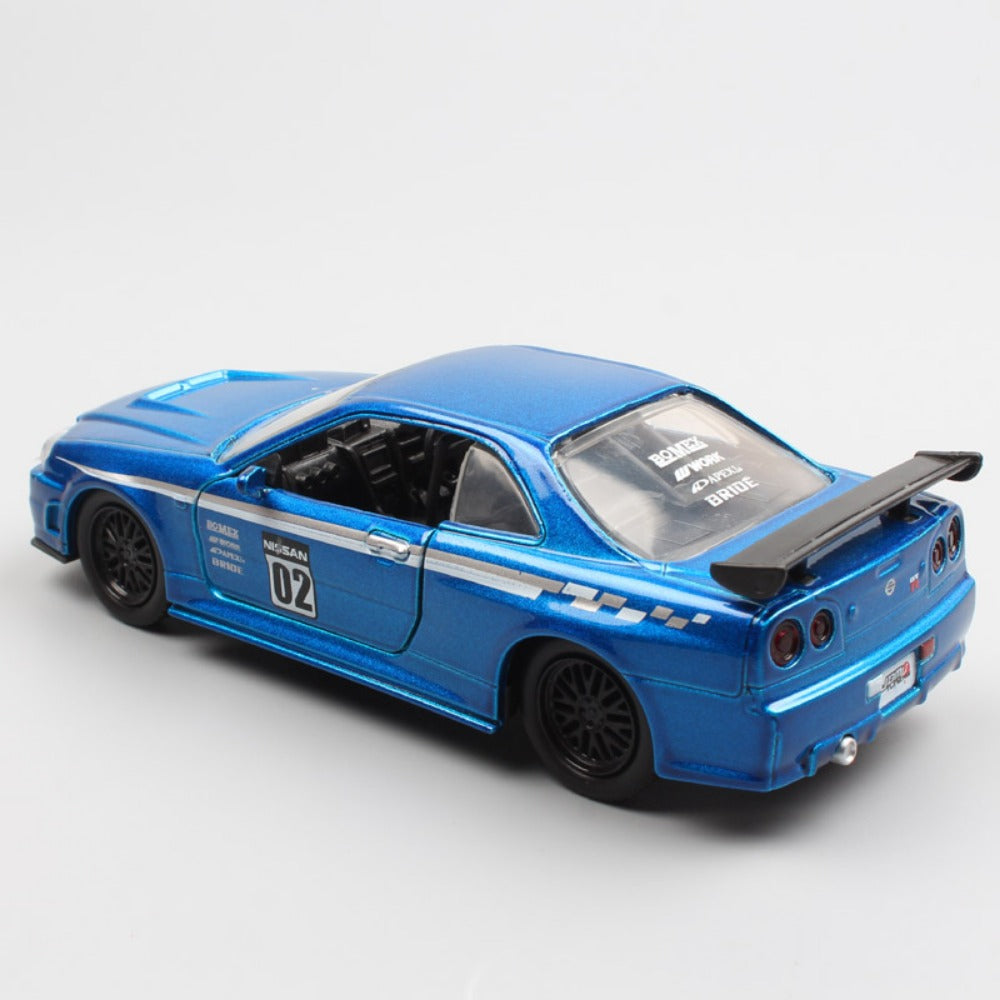 1/32 Scale 2002 Nissan Skyline GT-R Sports Car Diecast Model