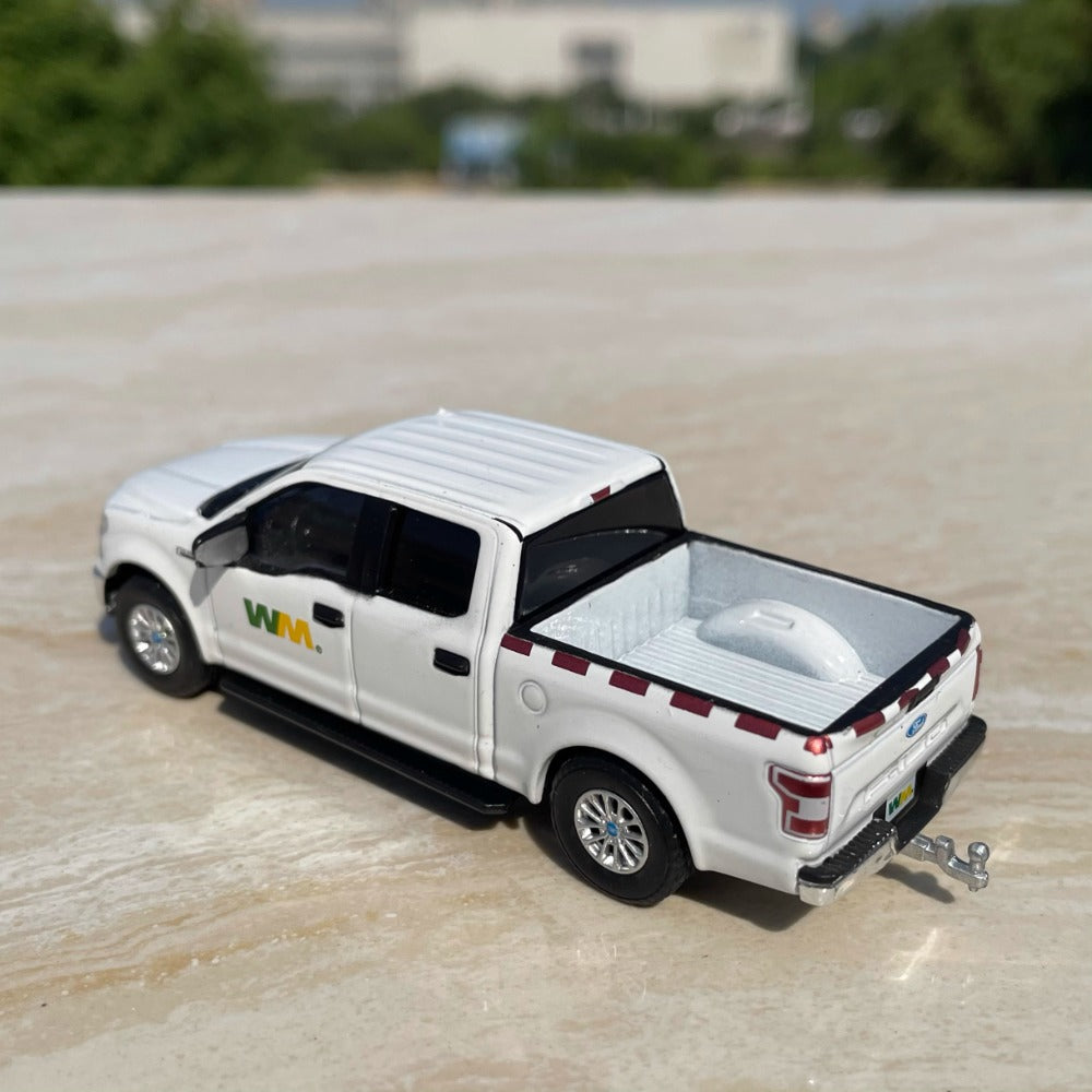 1/64 Scale 2018 Ford F-150 SuperCrew Pickup Truck Diecast Model Car