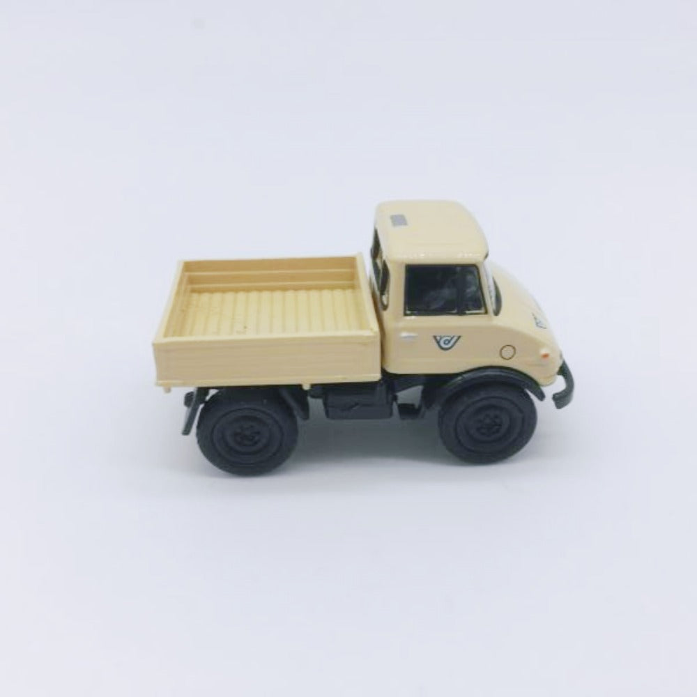 1/87 Scale Mercedes-Benz Pickup Truck Diecast Model Car