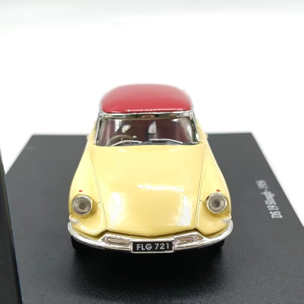 1/43 Scale 1956 Citroen DS 19 Diecast Model Car