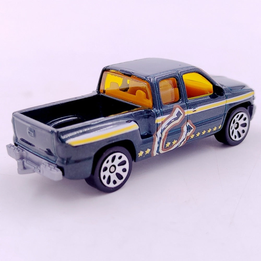 1/76 Scale Matchbox 1999 Chevrolet Silverado Cowboy Diecast Model Car