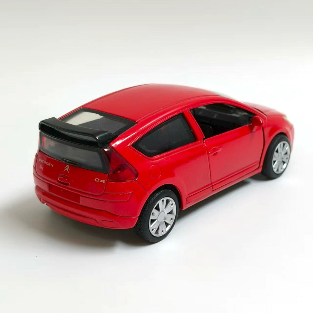 1/64 Scale 2004 Citroen C4 Compact Car Diecast Model