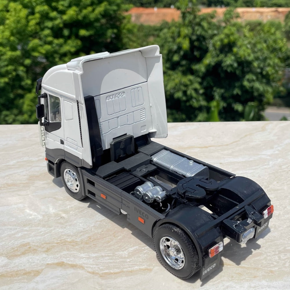 1/32 Scale Iveco Stralis Heavy Duty Truck Diecast Model Car
