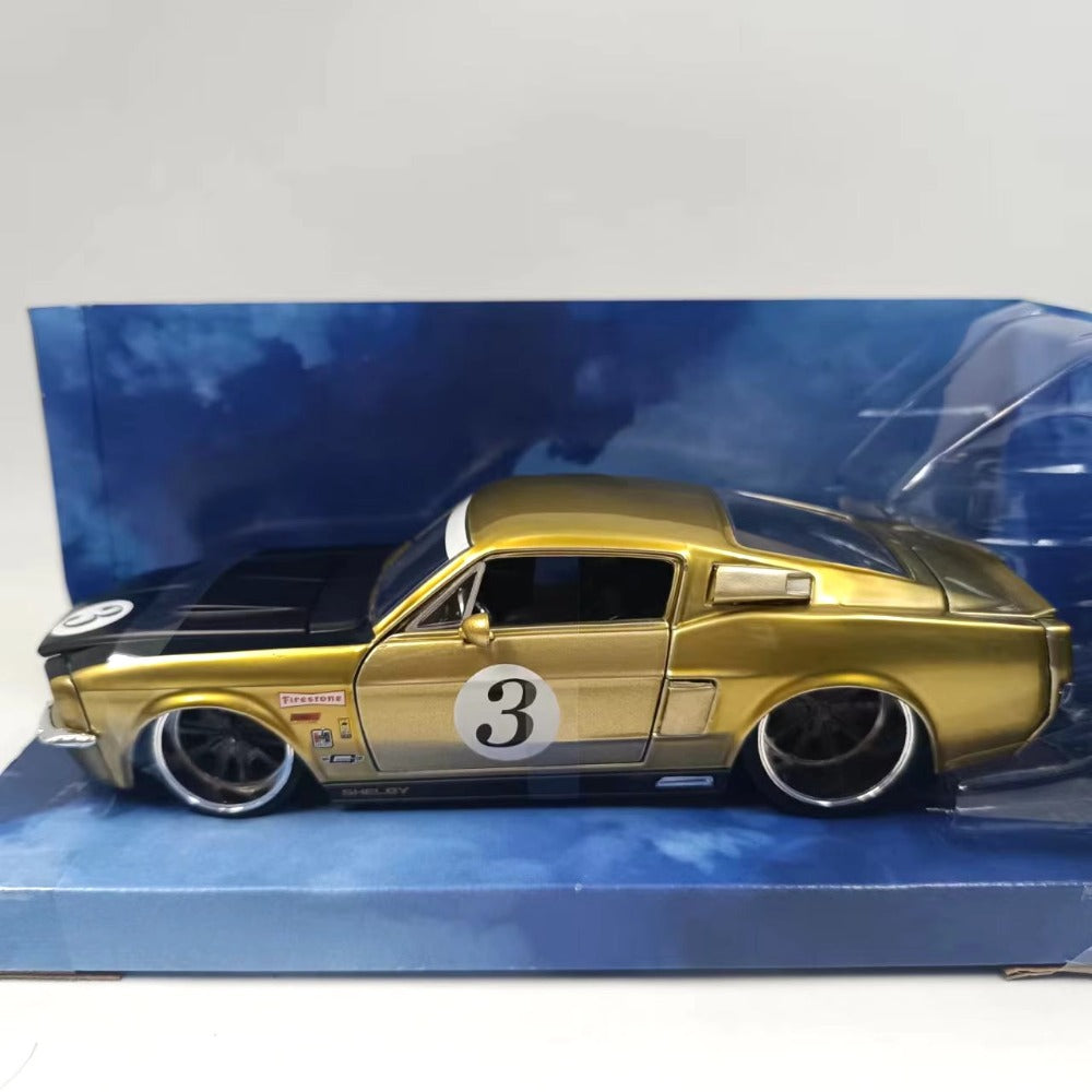 1/24 Scale 1967 Ford Mustang Shelby GT500 Diecast Model Car