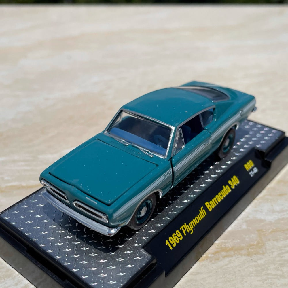 1/64 Scale 1969 Plymouth Barracuda 340 Diecast Model Car