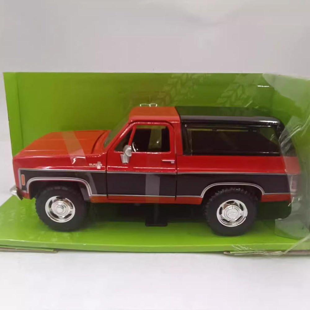 1/24 Scale 1980 Chevrolet K5 Blazer SUV Diecast Model Car