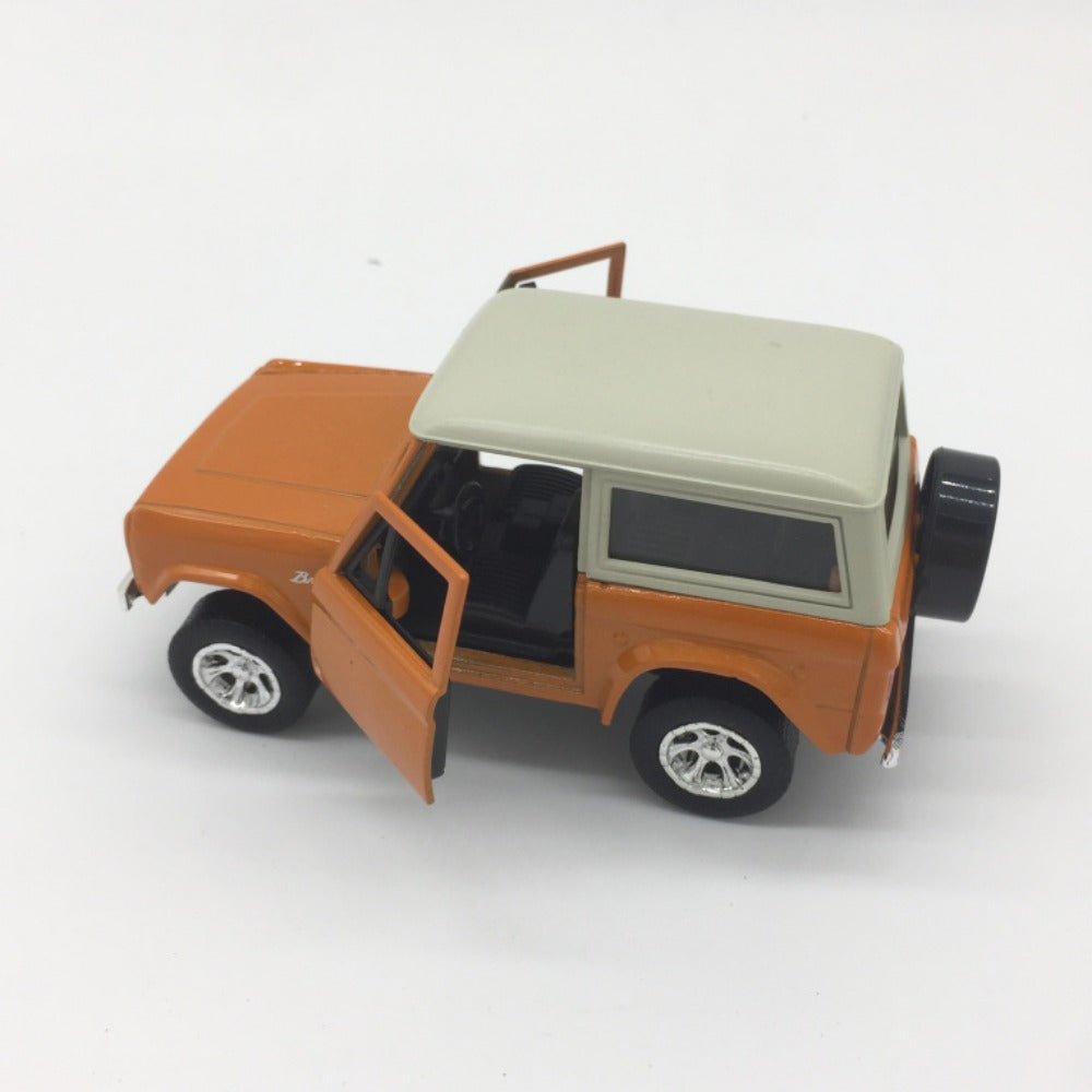 1/32 Scale 1973 Ford Bronco SUV Diecast Model Car