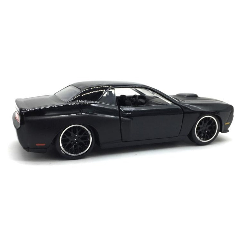 1/32 Scale 2012 Dodge Challenger SRT8 Diecast Model Car