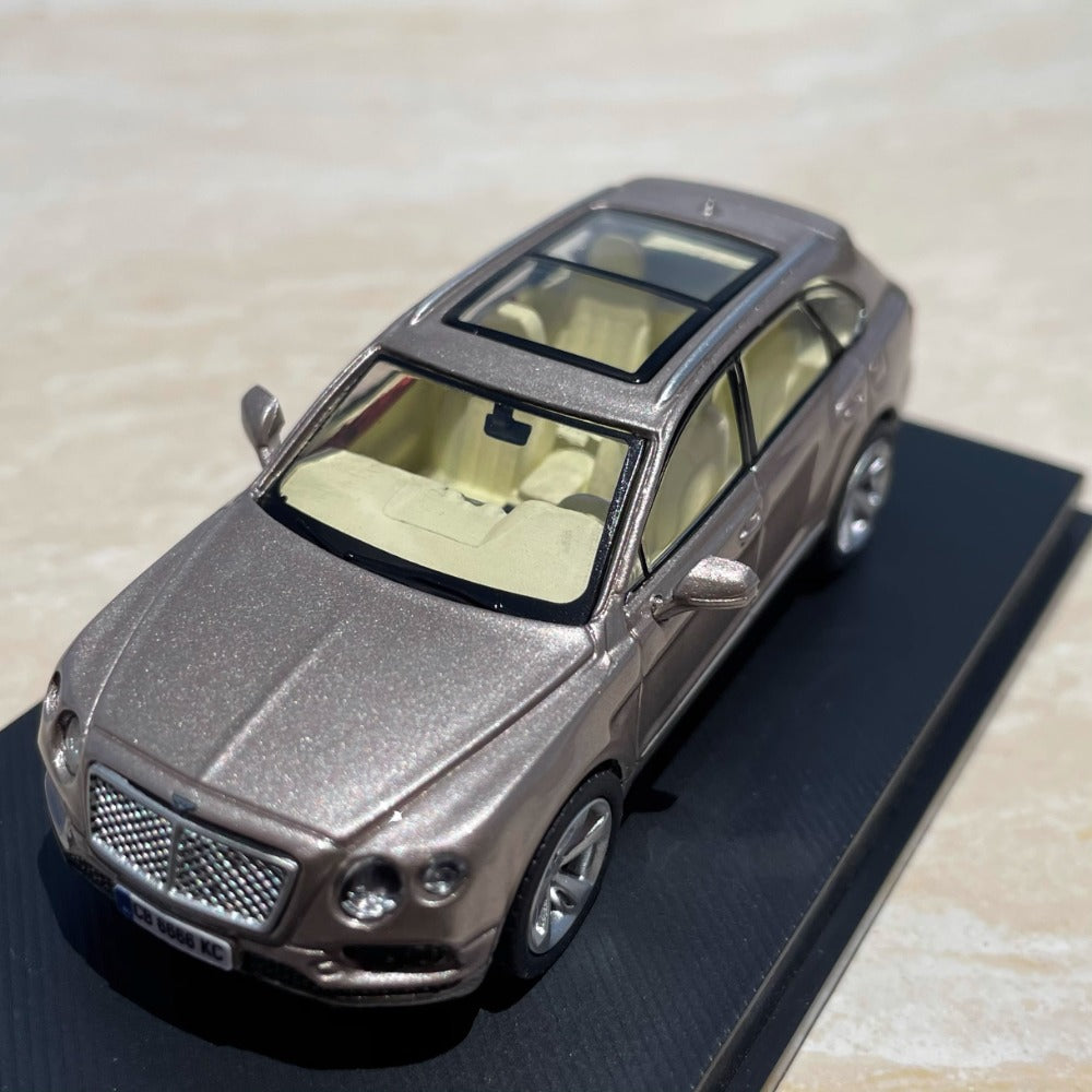 1/64 Scale Bentley Bentayga Luxury Crossover SUV Diecast Model Car