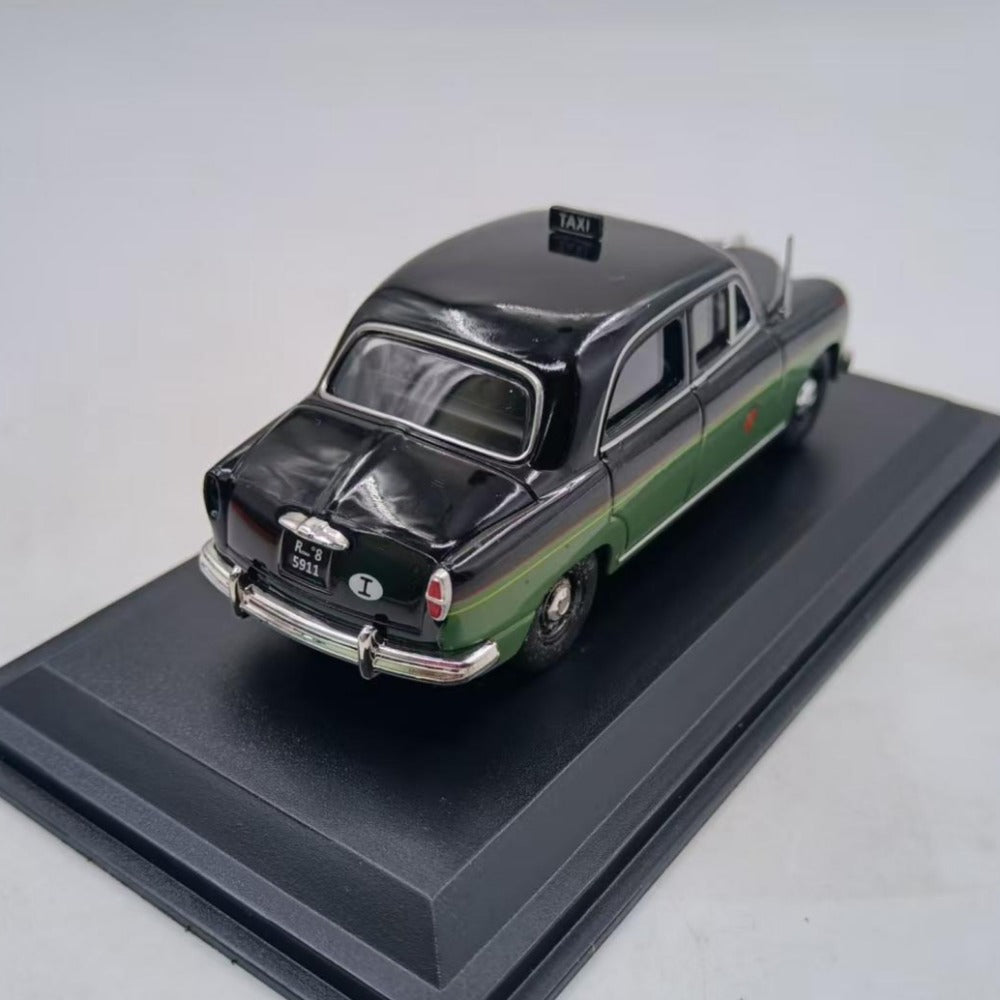 1/43 Scale 1955 Fiat 1400 Roma Taxi Diecast Model Car