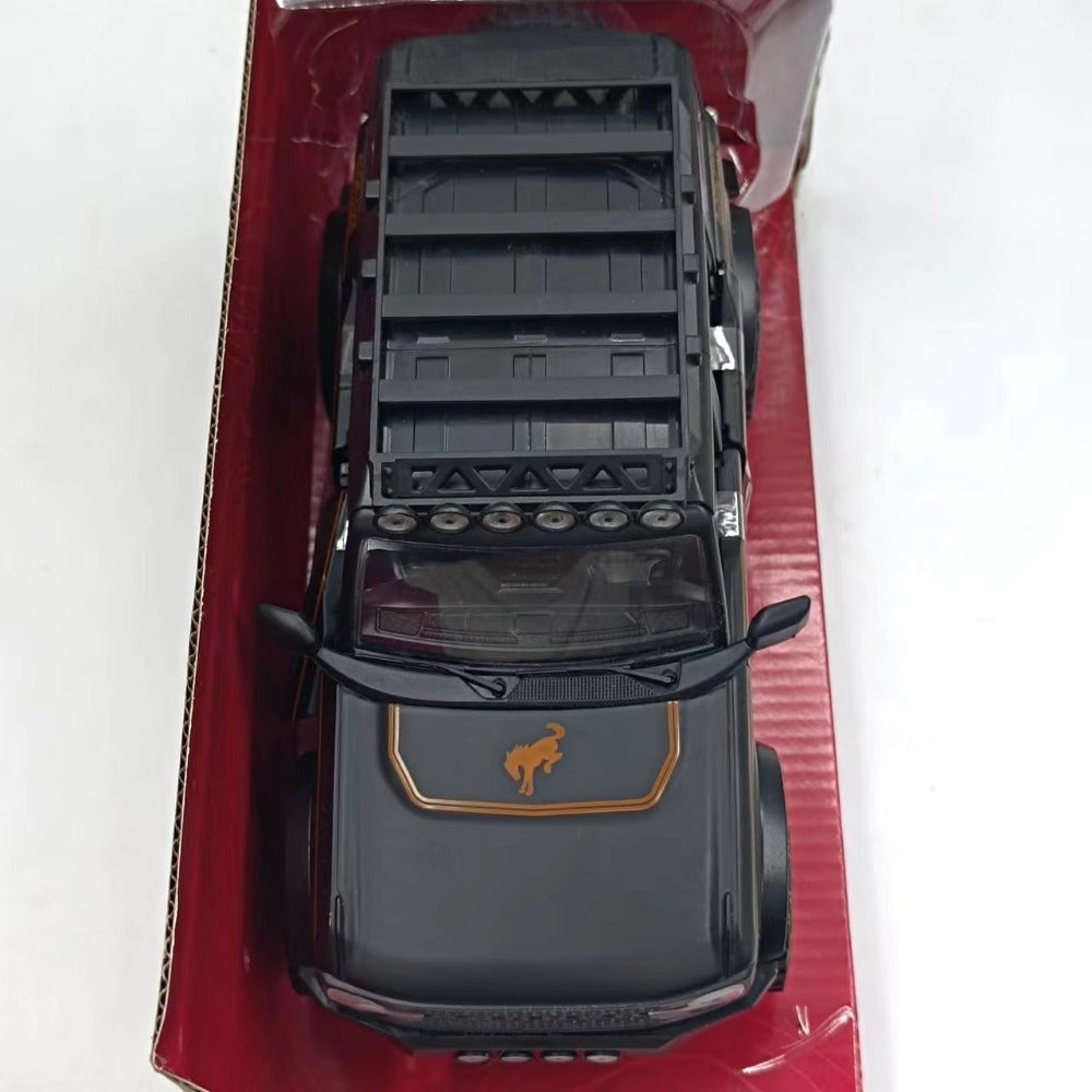 1/24 Scale 2021 Ford Bronco SUV Diecast Model Car