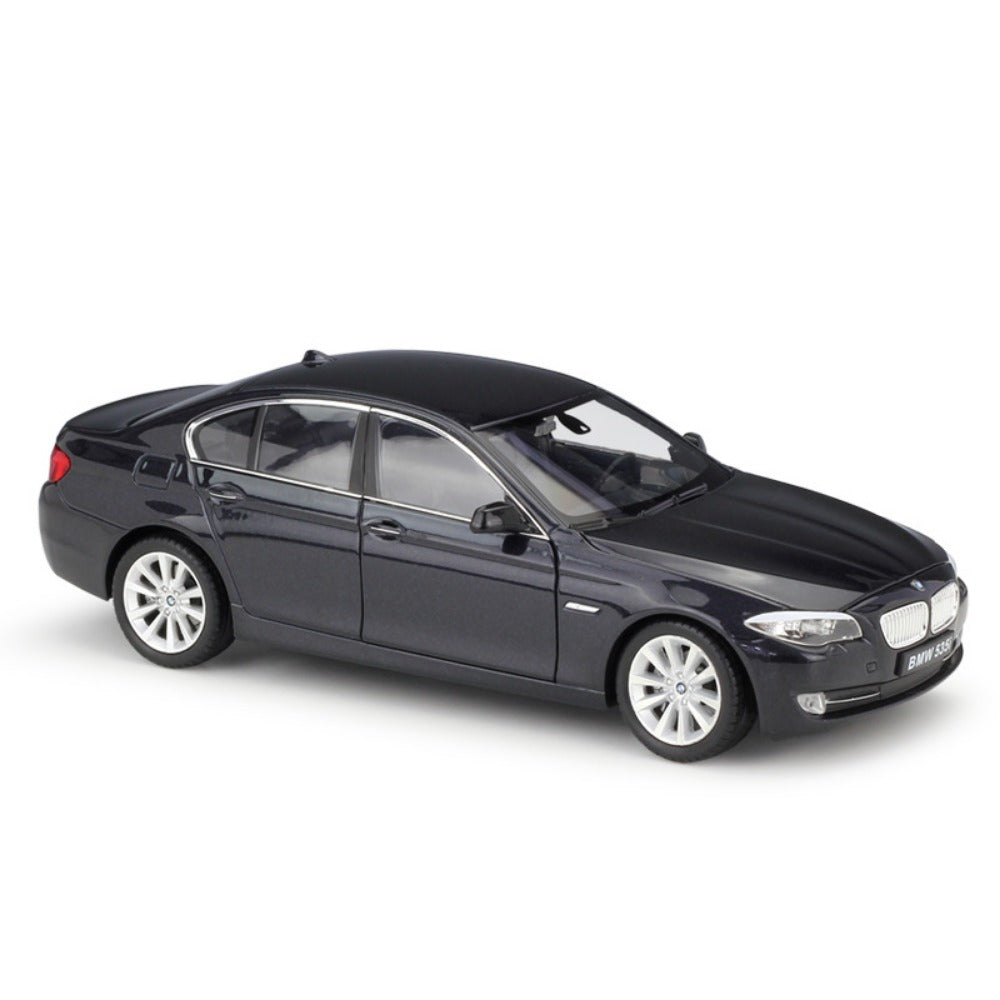 1/24 Scale BMW 535i Executive Car Diecast Model