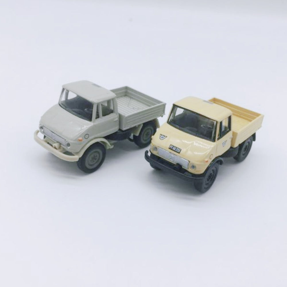 1/87 Scale Mercedes-Benz Pickup Truck Diecast Model Car