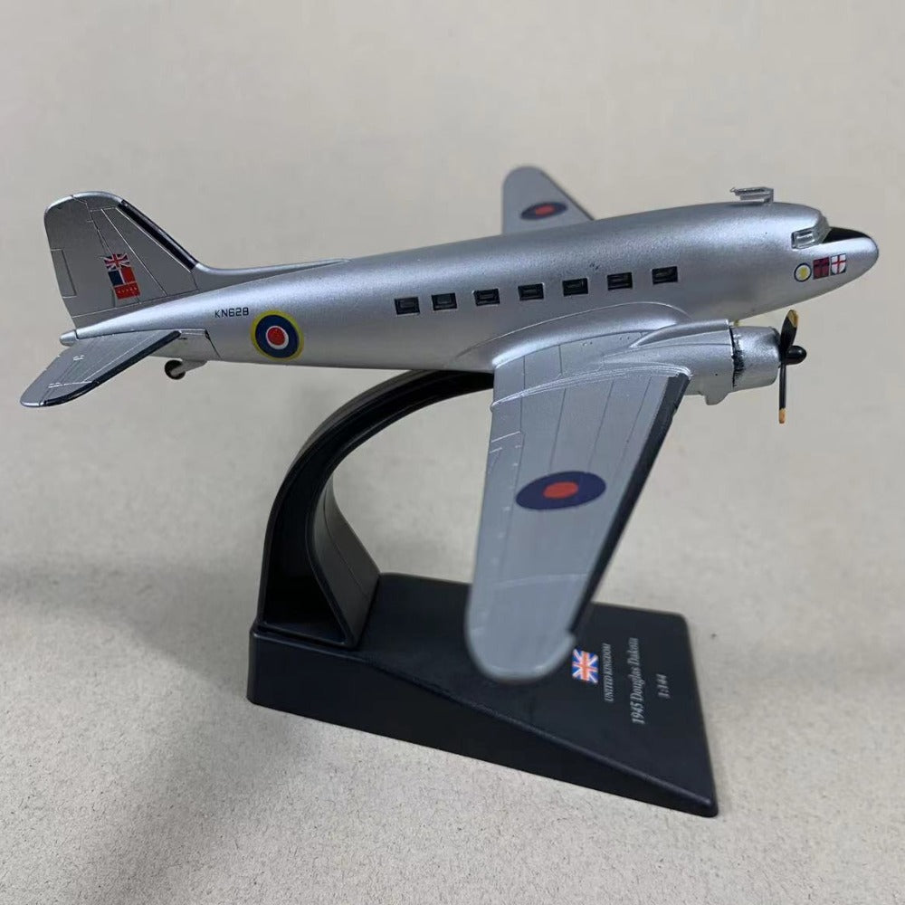 1/144 Scale 1945 Douglas C-47 Skytrain RAF Dakota WWII British Military Transport Aircraft Diecast Model
