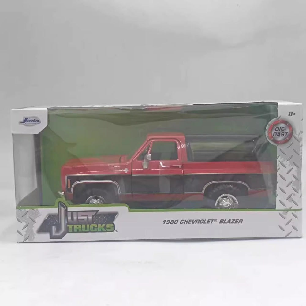 1/24 Scale 1980 Chevrolet K5 Blazer SUV Diecast Model Car