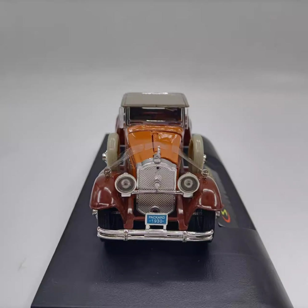 1/32 Scale 1930 Packard Vintage Car Diecast Model