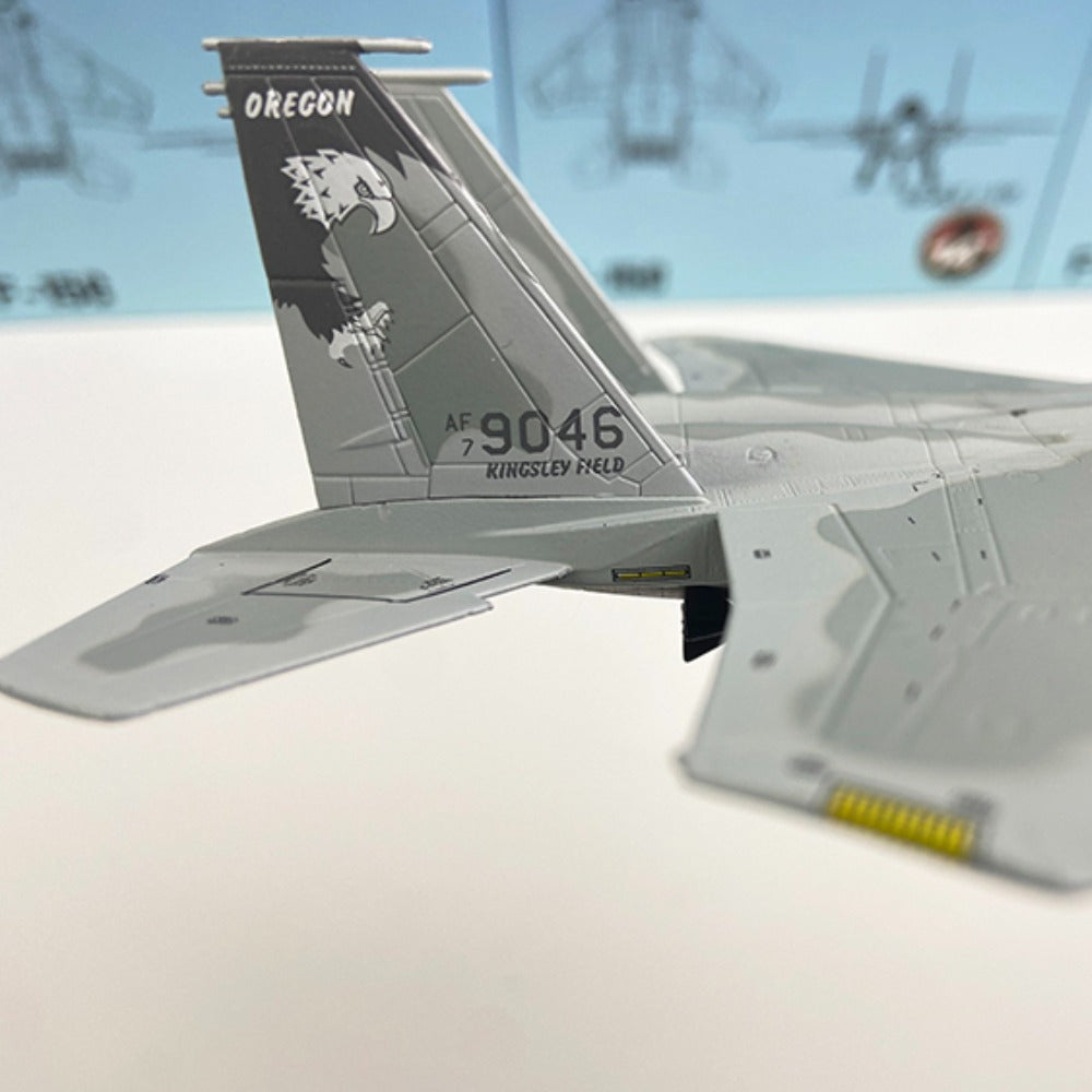1/100 Scale McDonnell Douglas F-15C Eagle Air Superiority Fighter Diecast Model Aircraft