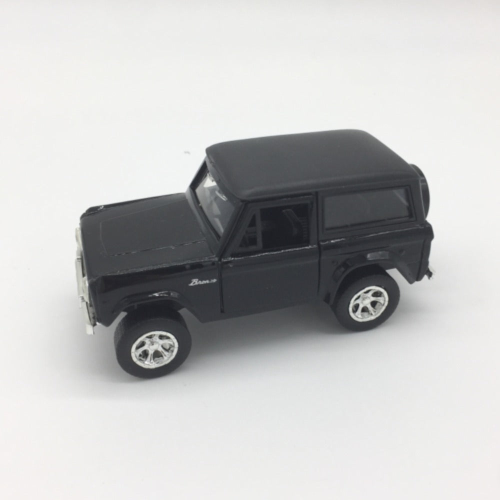 1/32 Scale 1973 Ford Bronco SUV Diecast Model Car