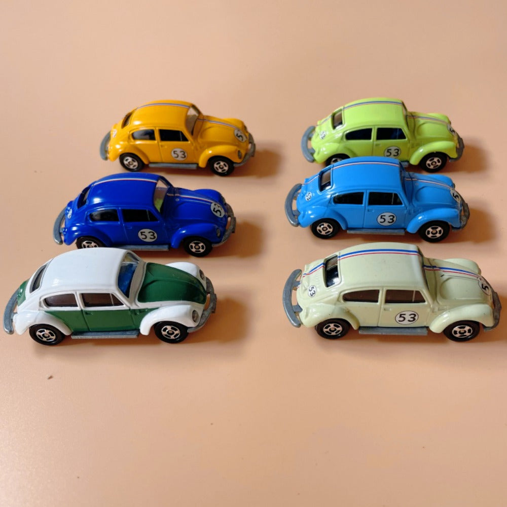 1/64 Scale Volkswagen Beetle Classic Vintage Car Diecast Model