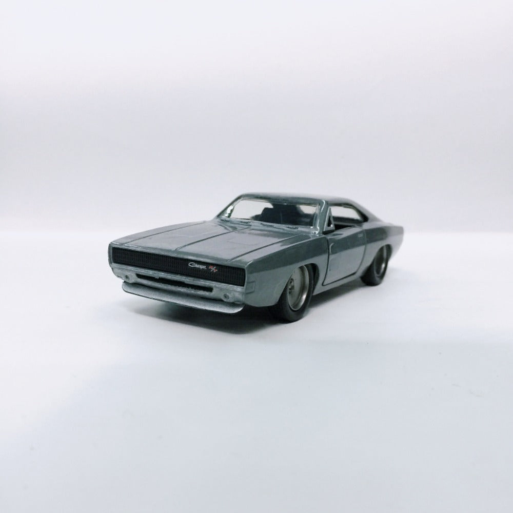 1/32 Scale 1968 Dodge Charger R/T Diecast Model Car