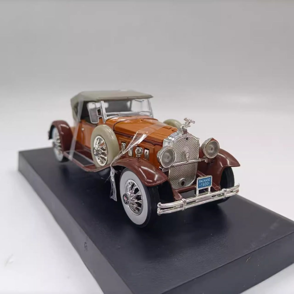 1/32 Scale 1930 Packard Vintage Car Diecast Model