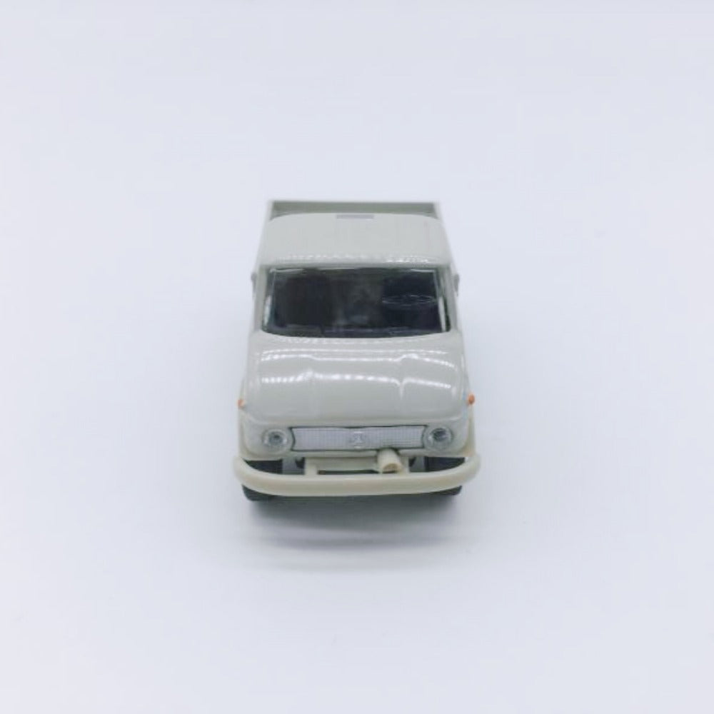 1/87 Scale Mercedes-Benz Pickup Truck Diecast Model Car