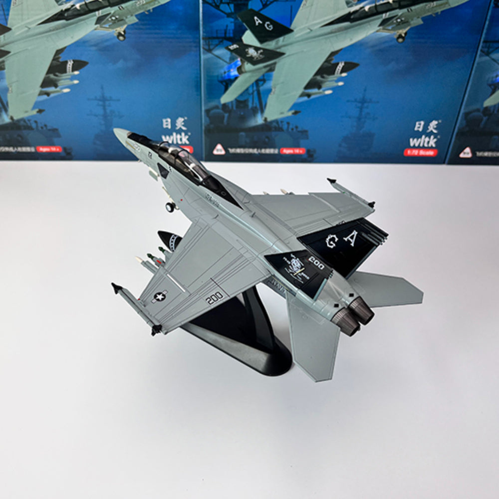 1/72 Scale Boeing F/A-18/F Super Hornet US Navy VFA-103 Jolly Rogers Multirole Fighter Diecast Model Aircraft
