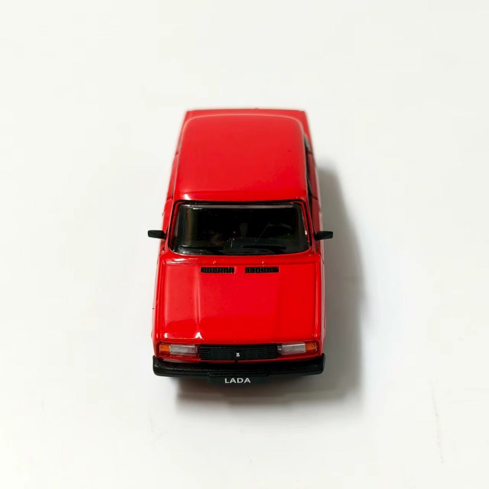 1/64 Scale Lada 2105 Soviet Saloon Car Diecast Model