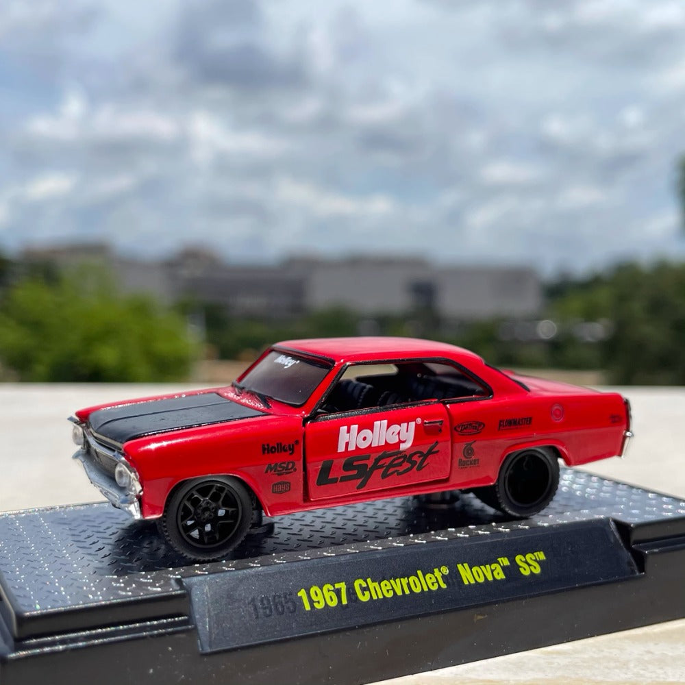 1/64 Scale 1967 Chevrolet Nova SS Diecast Model Car