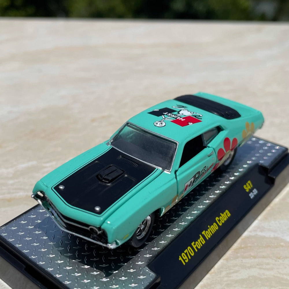 1/64 Scale 1970 Ford Torino Cobra Diecast Model Car