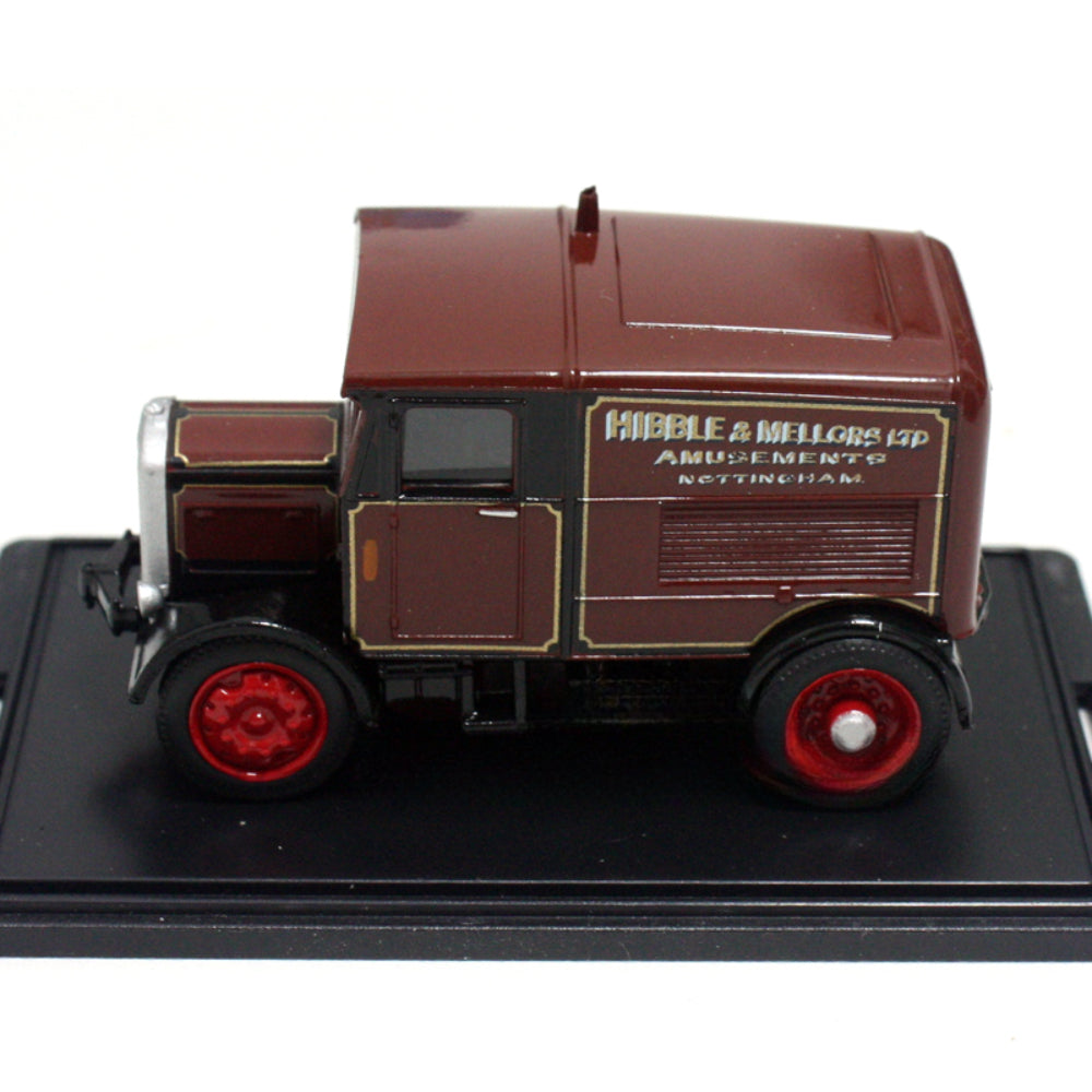 1/76 Scale Scammell Showtrac Fairground Vehicle Diecast Model
