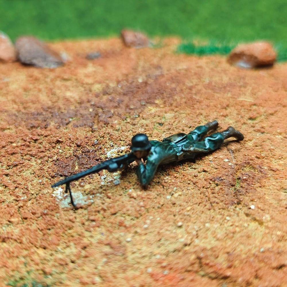 1/72 Scale WWII German Soldiers Painted Figurines for Model Dioramas